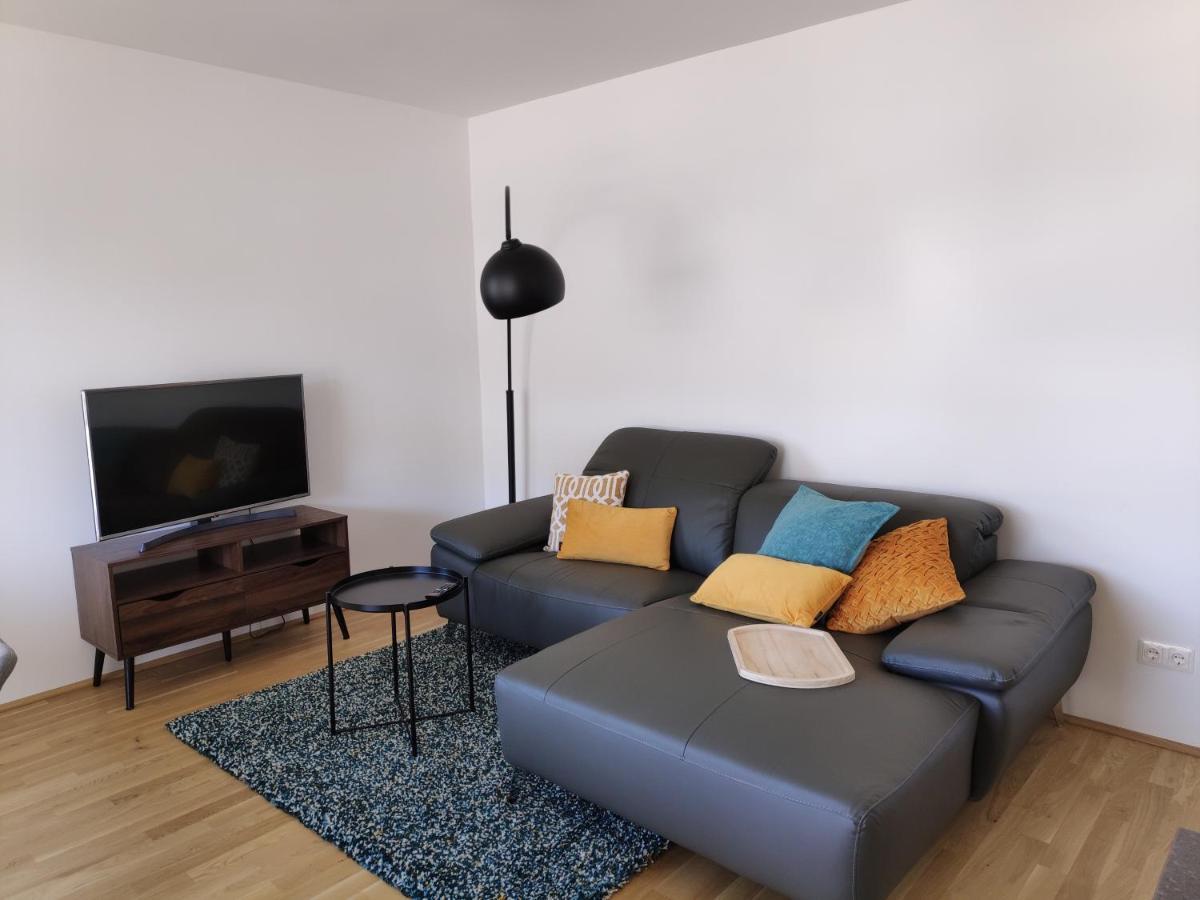City Appartement Wien-Schwechat Exterior foto